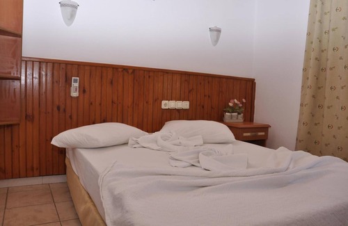 Kemer Hotel | El Latino Otel