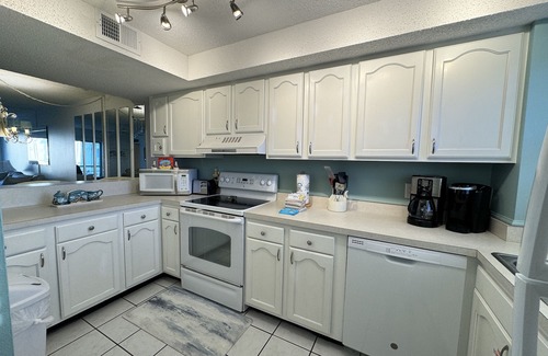 Fort Walton Beach Condo | El Matador 217 - FREE TICKETS! Your stay includes free tickets to many area attractions!