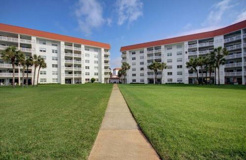 Fort Walton Beach House | El Matador 539 - Third floor unit