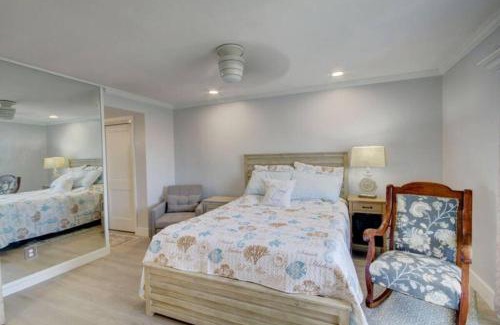 Fort Walton Beach House | El Matador 539 - Third floor unit