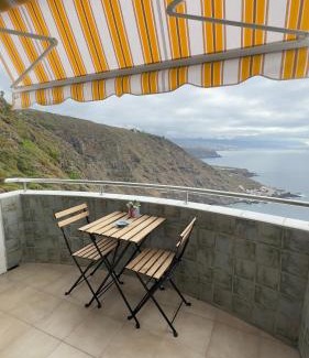 Puntillo del Sol Apartment | El mini balcón mágico