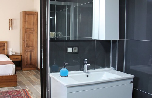 Uchisar Hotel | El Nazar Stone Suite