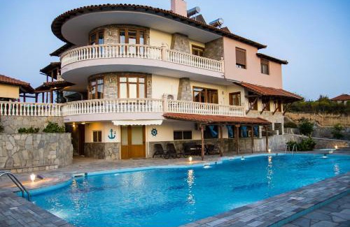 Agia Triada House | El Paraiso Premium