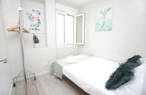 Almazan Apartment | El Rincon de la Merced 1 con Terraza y Aire Acondicionado