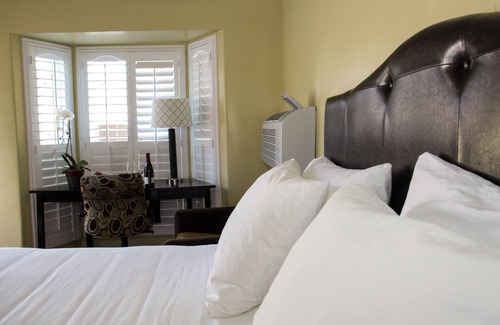 Studio City Hotel | El Royale Hotel Near Universal Studios