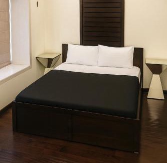 Ballygunge Apartment | Elan Royale by JadeCaps-Nr Birla Mandir-AC-Wi-Fi