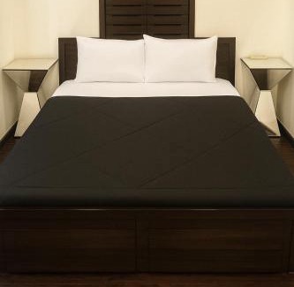 Ballygunge Apartment | Elan Royale by JadeCaps-Nr Birla Mandir-AC-Wi-Fi