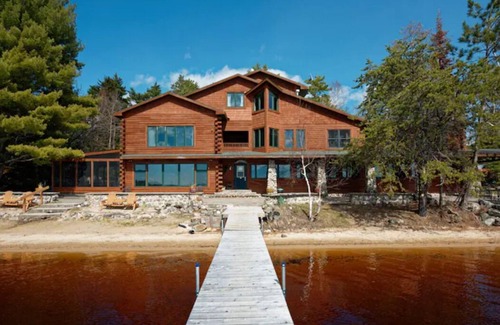 Orr Cabin | Elbow Lake Lodge: Breakwater 3BR/1BA Lakefront Cabin