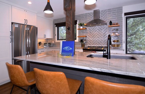 Crested Butte Condo | Elder at Outrun, Lovely remodel, hot tub, shuttle