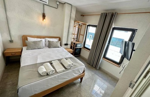 Taksim Hotel | Elegance House