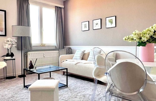 Dailly Apartment | Elegance Meets Skyline Views – Prime Brussels Location