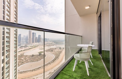 Sheikh Zayed Road Apartment | Elegant 1BR in Aykon City 2 Tower C, Business Bay by Deluxe Holiday Homes