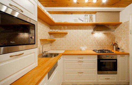 Terezvaros Apartment | Elegant 2 Bedroom Steps From Andrássy