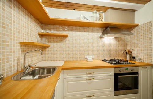 Terezvaros Apartment | Elegant 2 Bedroom Steps From Andrássy