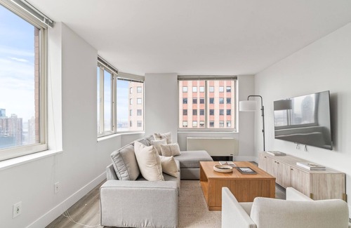Central New York City Apartment | Elegant 2bed 2bath apt