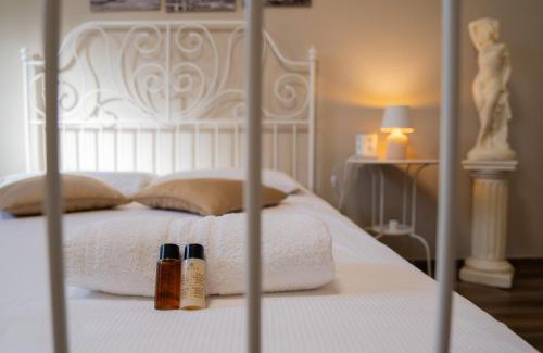 San Giovanni Apartment | Elegant 2BR Apt Balcony, AC, Near Colosseum