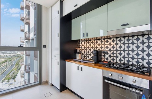 Dubai Apartment | Elegant 2BR In Collective 2