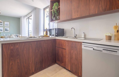 Dubai Apartment | Elegant 2BR in La Mer Facing the Dubai Skyline!