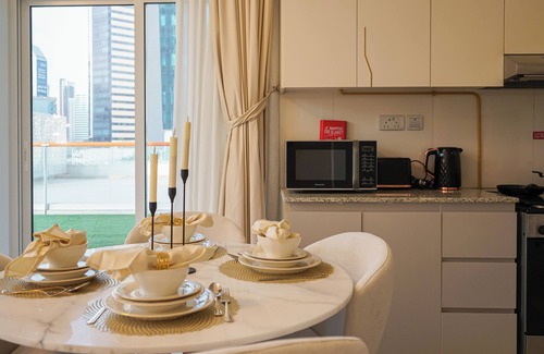 Business Bay Apartment | Elegant 2BR with Burj Khalifa And Lake view