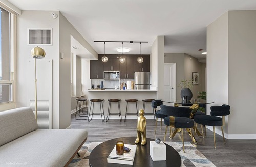 Rush and Division Apartment | Elegant 2BR with Resort Amenities & City Views