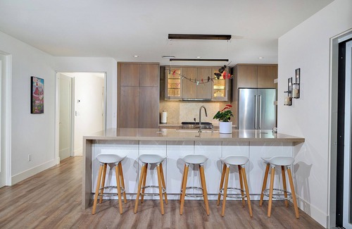 Coronado Condo | Elegant 3 bedroom/2.5 bath condo 1 blk from Hotel del Coronado