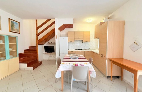 Lido delle Nazioni Villa | Elegant 3-rooms-detached house, air conditioning, large covered terrace with grill.