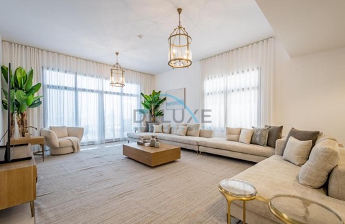 Sharm Apartment | Elegant 4BR Villa with Assistant Room in Al Dana Island, Sharm, Fujairah by Deluxe Holiday Homes