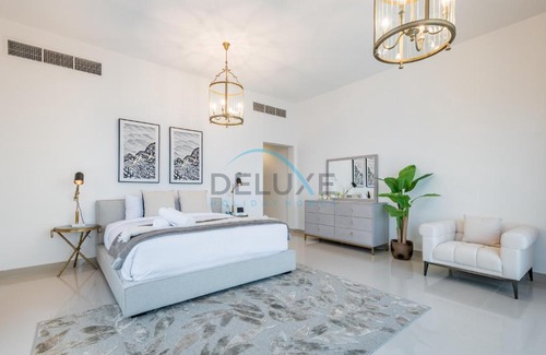 Sharm Apartment | Elegant 4BR Villa with Assistant Room in Al Dana Island, Sharm, Fujairah by Deluxe Holiday Homes