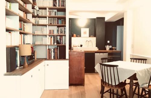 Quartier de la Goutte-d'Or Apartment | Elegant and cosy flat near Montmartre