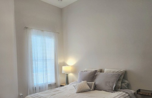 Garland Apartment | Elegant and Modern property in a family friendly community.