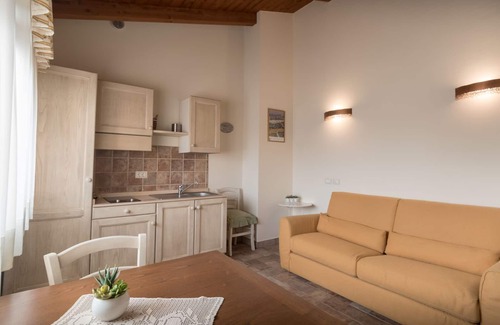 Bastia Umbra Apartment | Elegant and quiet, a studio apartment for two a few miles from Assisi