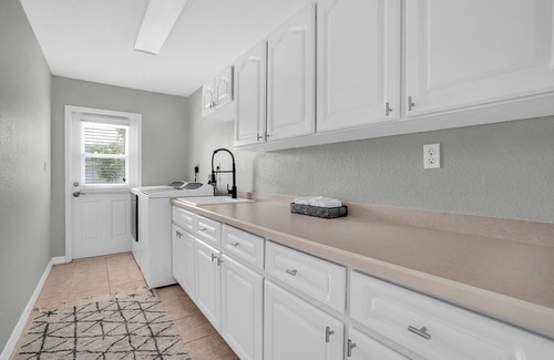North Port House | Elegant and Spacious 3 BR House w/Heated Pool