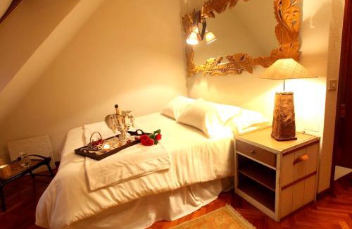 Malpica de Bergantinos Apartment | Elegant Apartment in Malpica with Sea View