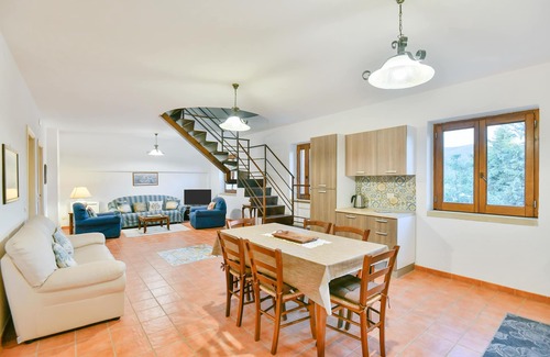 Castellabate Apartment | Elegant Apartment Sauco - Spacious 3-Bedrooms with Stunning Views.