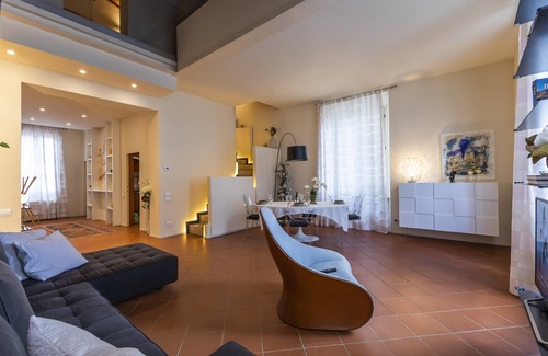 Duomo Apartment | Elegant Apartment with Duomo View Residenza Covoni