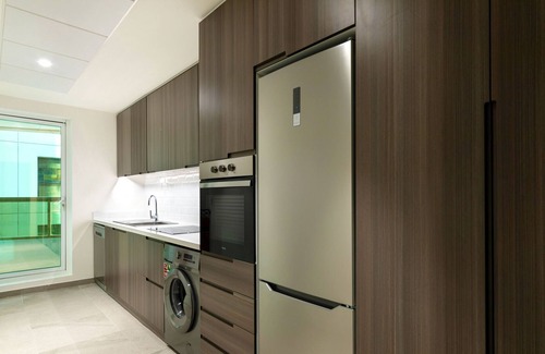 Trade Center Apartment | Elegant Apt close to Dubai Future Museum & DIFC