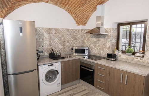 Margallo House | Elegant Apt. p/5 in the center of Cáceres w/wifi