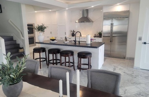 Sunset Beach House | Elegant Beach Front Home - Where memories are made! nWeekly/Monthly Rental