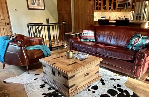 Taos Ski Chalet | Elegant Chalet in Taos Canyon