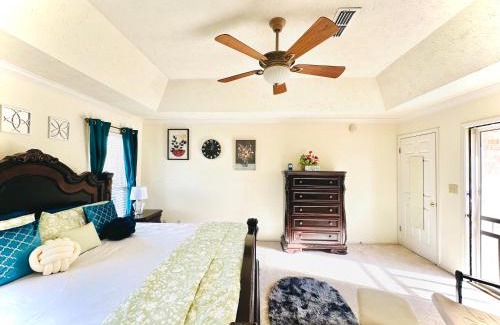 Gunter Afs House | Elegant cozy Master Suite, MGM!