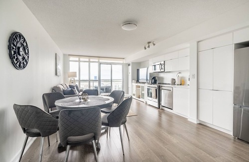 CityPlace Apartment | Elegant Downtown Apartments