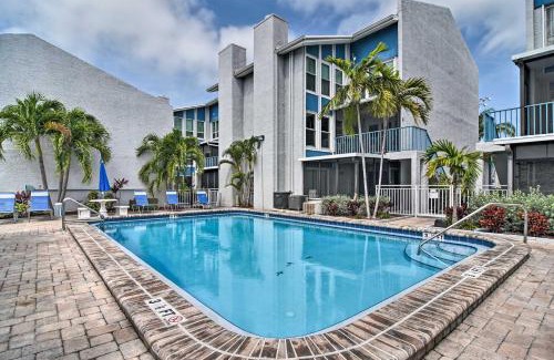 Madeira Beach Apartment | Elegant FL Condo with Pool Walk to Madeira Beach!