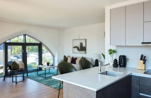 London Borough of Hounslow Apartment | Elegant Former Church Apartments w/Stunning Views & Comfortable Amenities