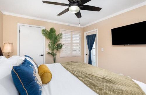 Ocean Side Village Apartment | Elegant Ground Floor King Bed Condo - ME2