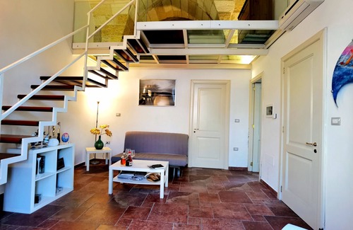 Castrignano del Capo House | ELEGANT HOUSE WITH STONE VAULTS