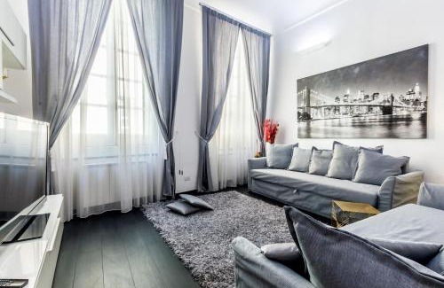 Savona Apartment | Elegant House Via Pia
