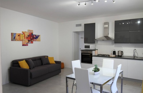Cernusco sul Naviglio Apartment | Elegant apartment