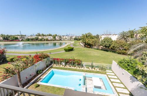 Dubai Villa | Elegant lakeside villa with a private pool