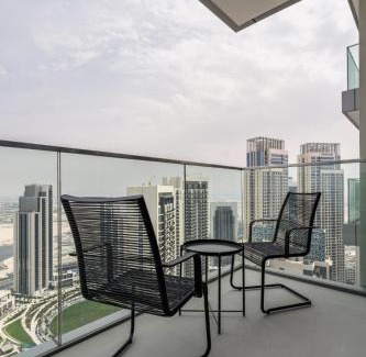 Dubai Apartment | Elegant Luxury Apartment with Stunning Lake Views in Dubai Creek Harbour By ĀYA Boutique