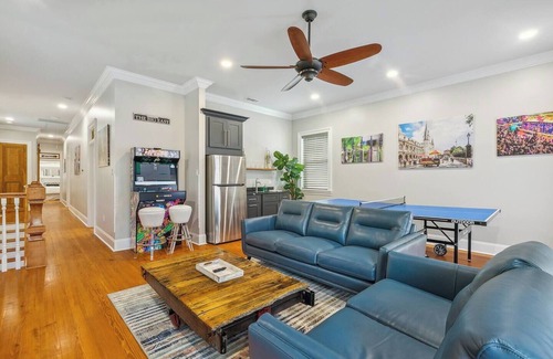 Mid-City House | Elegant Mid City Luxurious Home On Streetcar Line Free Parking